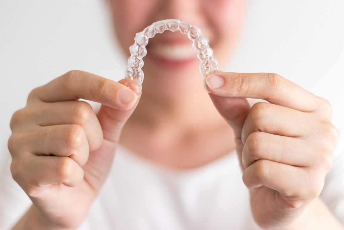 Invisalign Button Instrument What Are Invisalign Buttons & When Do You Need Them? – Movemints